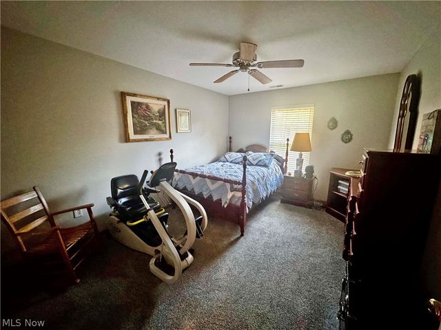 2570 Barnstone Avenue SW, Canton, OH 44706