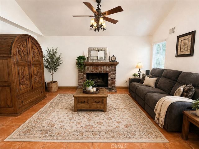 15376 Bambi Court, Moorpark, CA 93021