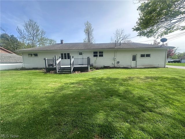 8815 King Graves Road NE, Warren, OH 44484