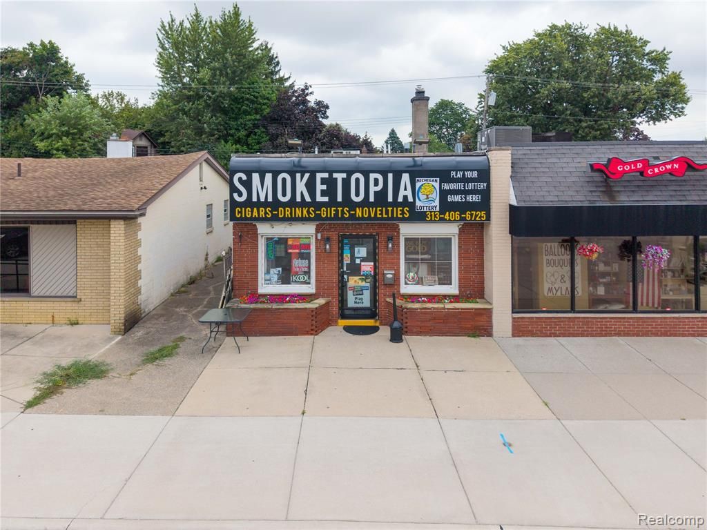 8457 Park Avenue, Allen Park, MI 48101