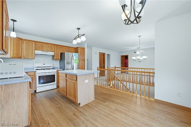 5613 Pierce Road NW, Warren, OH 44481