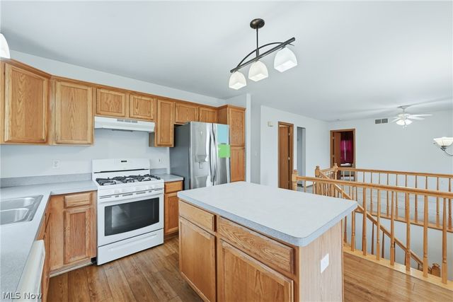 5613 Pierce Road NW, Warren, OH 44481