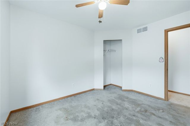 5613 Pierce Road NW, Warren, OH 44481
