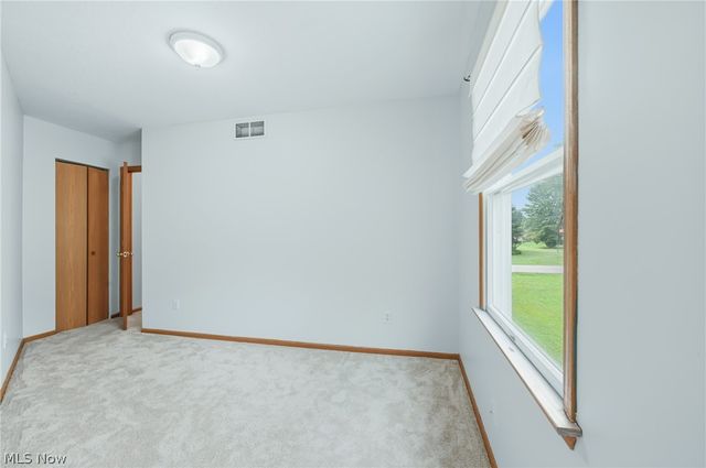 5613 Pierce Road NW, Warren, OH 44481