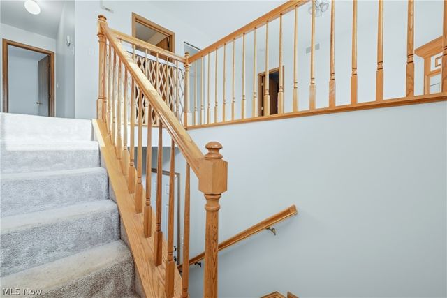 5613 Pierce Road NW, Warren, OH 44481