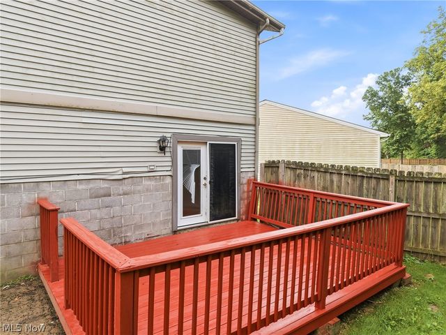 5613 Pierce Road NW, Warren, OH 44481