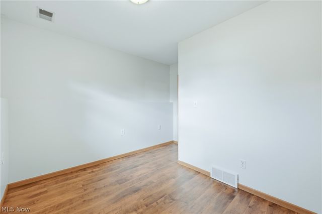 5613 Pierce Road NW, Warren, OH 44481