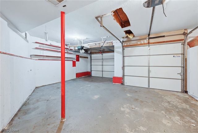 5613 Pierce Road NW, Warren, OH 44481
