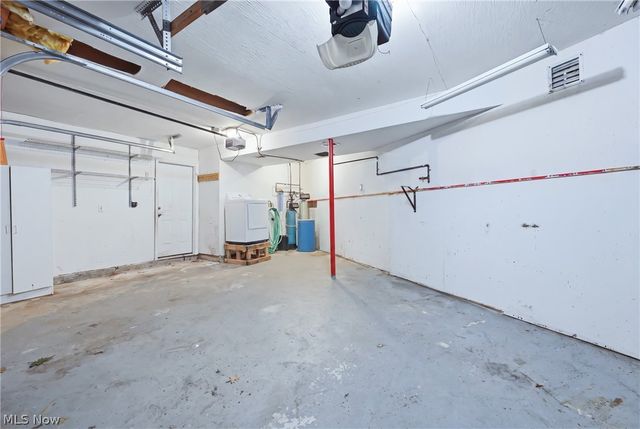 5613 Pierce Road NW, Warren, OH 44481