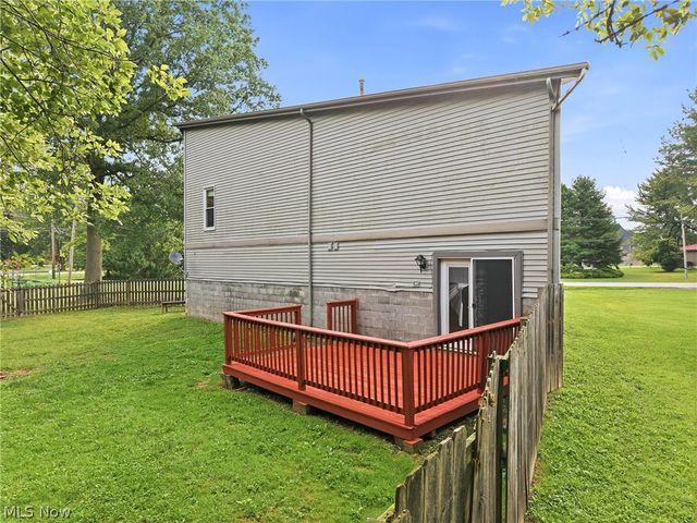 5613 Pierce Road NW, Warren, OH 44481