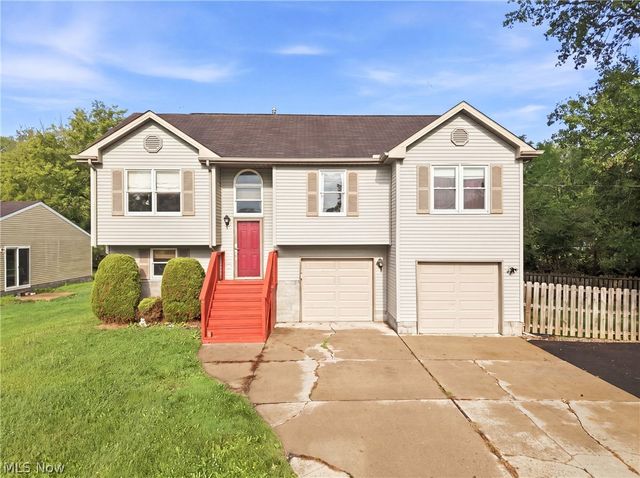 5613 Pierce Road NW, Warren, OH 44481