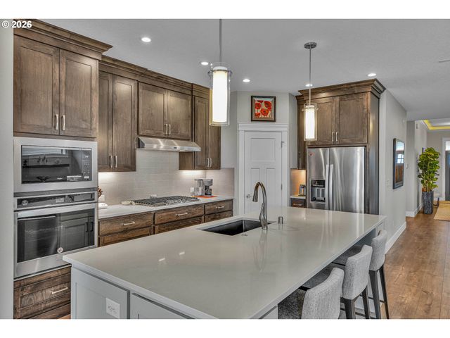 1225 S 44TH Ave, Ridgefield, WA 98642