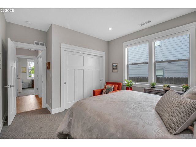 1225 S 44TH Ave, Ridgefield, WA 98642