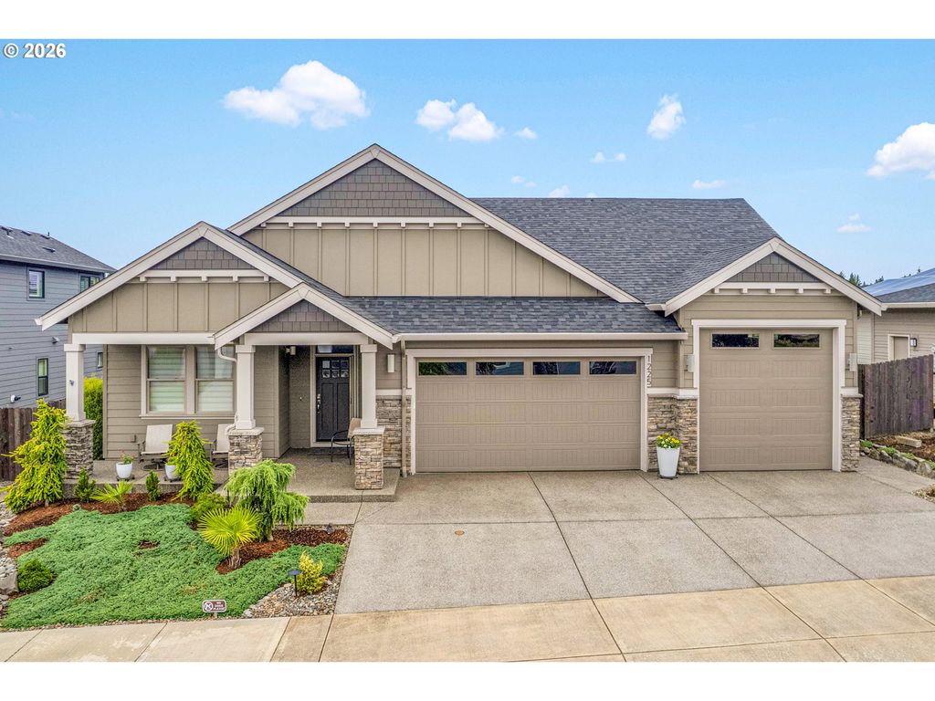 1225 S 44TH Ave, Ridgefield, WA 98642