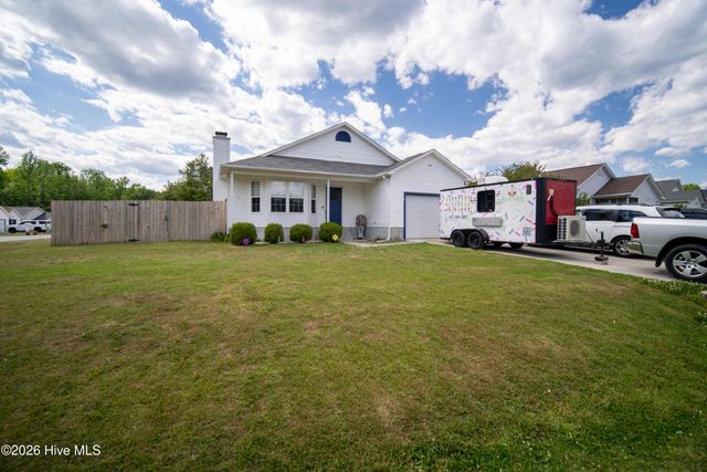 116 Eastgate Drive, Jacksonville, NC 28540