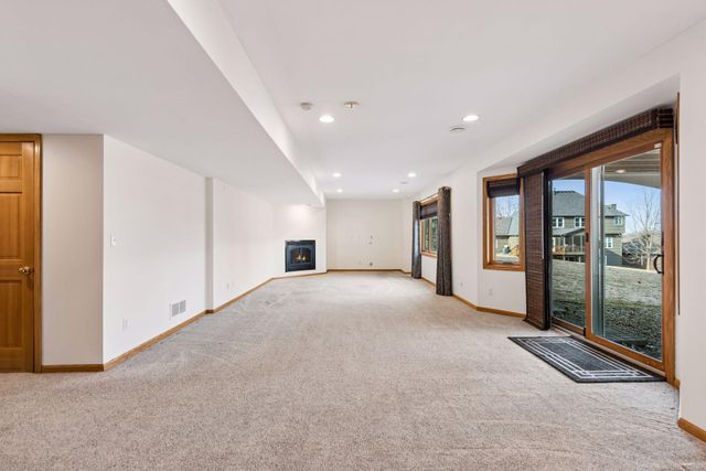 6206 Juneau Lane N, Maple Grove, MN 55311