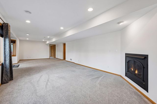 6206 Juneau Lane N, Maple Grove, MN 55311