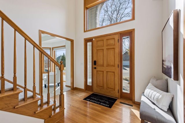 6206 Juneau Lane N, Maple Grove, MN 55311