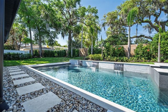 427 RAEHN STREET, Orlando, FL 32806