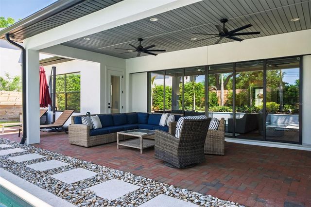 427 RAEHN STREET, Orlando, FL 32806