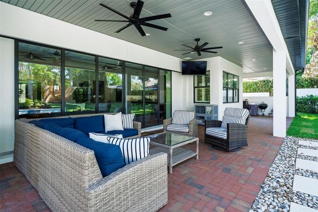 427 RAEHN STREET, Orlando, FL 32806