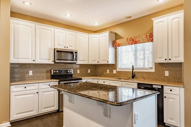 1032 Watertown Drive, Westfield, IN 46074