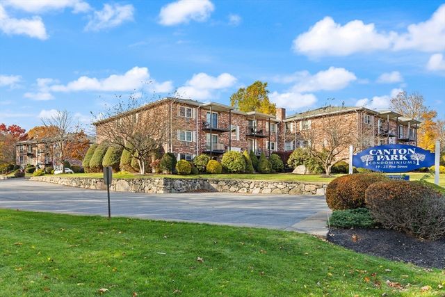 23 Pine St A, Canton, MA 02021
