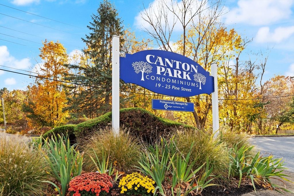 23 Pine St A, Canton, MA 02021