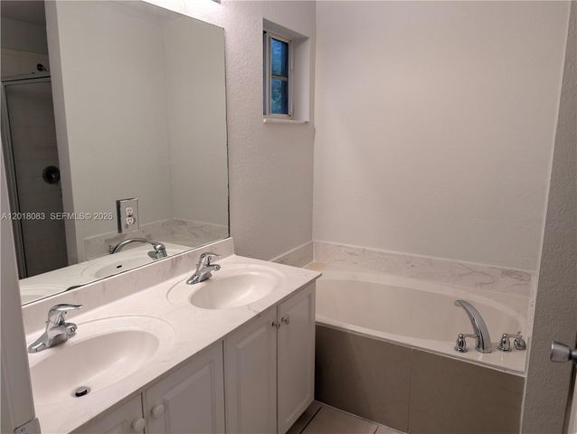 6009 SW 19th St 6009, North Lauderdale, FL 33068