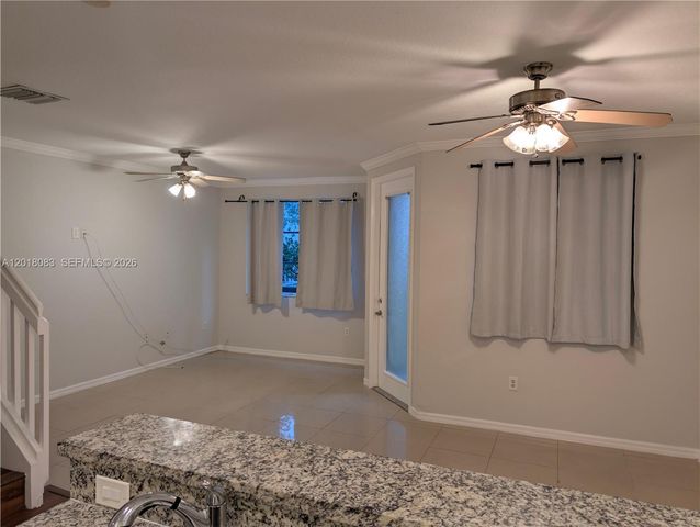 6009 SW 19th St 6009, North Lauderdale, FL 33068