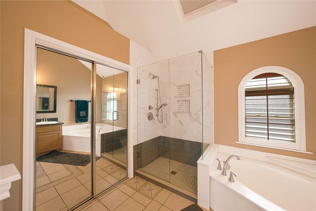 2016 Greenview Drive A, Carrollton, TX 75010