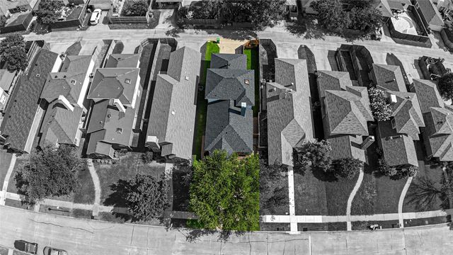 2016 Greenview Drive A, Carrollton, TX 75010