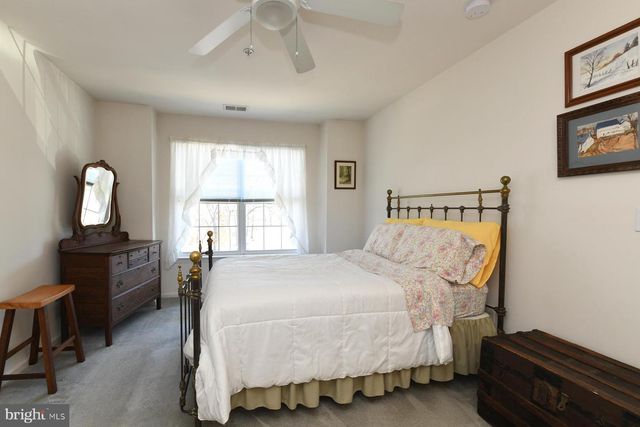 67 HIGHBRIDGE LN, West Deptford, NJ 08086