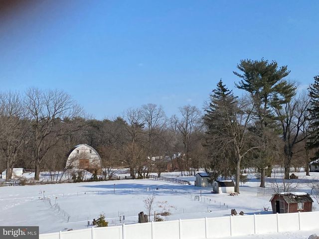 67 HIGHBRIDGE LN, West Deptford, NJ 08086