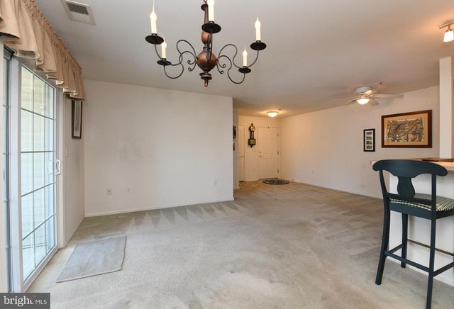 67 HIGHBRIDGE LN, West Deptford, NJ 08086