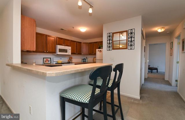 67 HIGHBRIDGE LN, West Deptford, NJ 08086