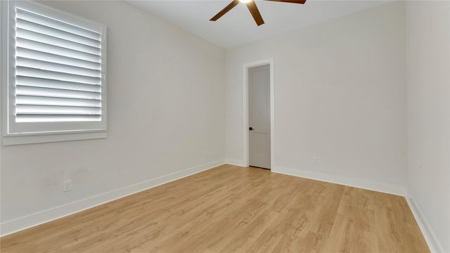 73 Wyndemere Drive, Montgomery, TX 77356