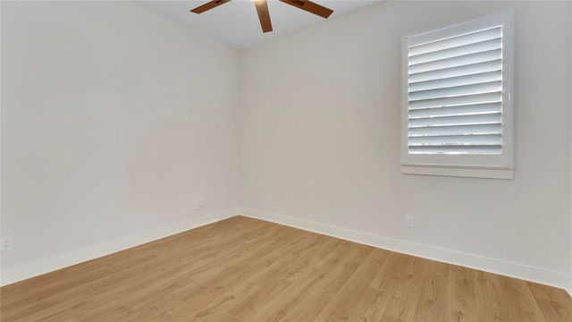 73 Wyndemere Drive, Montgomery, TX 77356