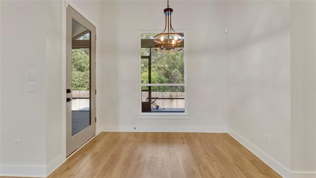 73 Wyndemere Drive, Montgomery, TX 77356