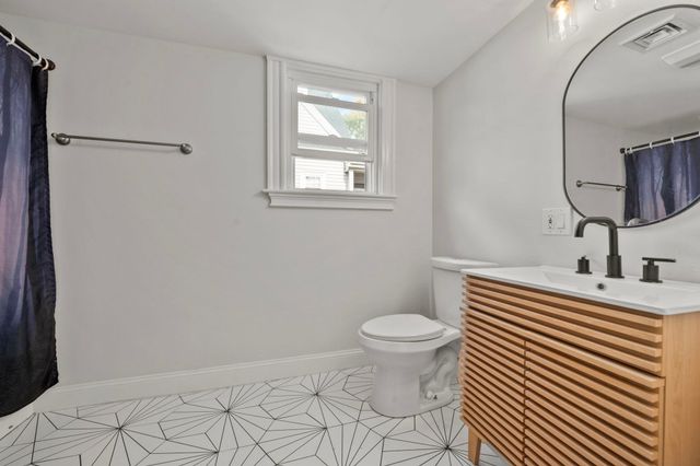 49 Dartmouth Street 2, Somerville, MA 02145