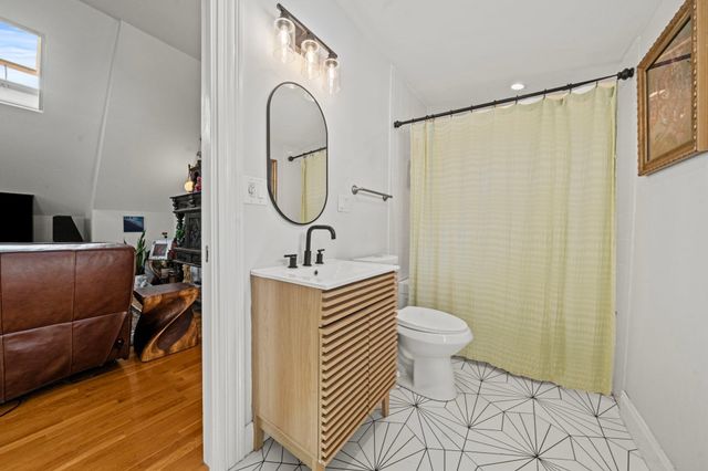 49 Dartmouth Street 2, Somerville, MA 02145