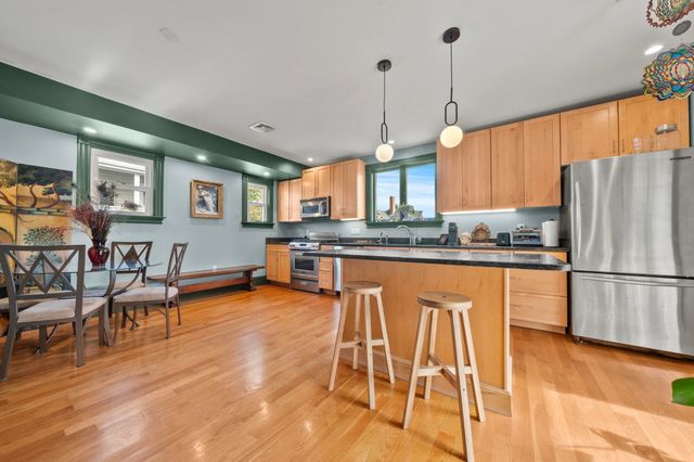 49 Dartmouth Street 2, Somerville, MA 02145