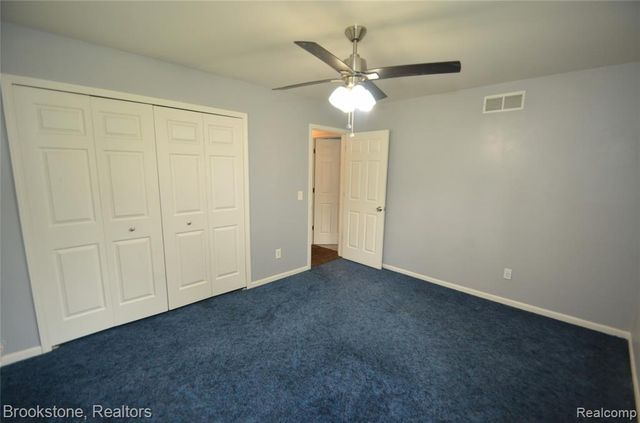 4428 Fenmore Avenue, Waterford, MI 48328