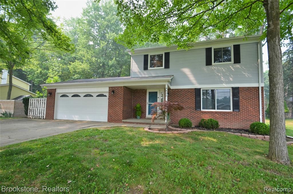 4428 Fenmore Avenue, Waterford, MI 48328