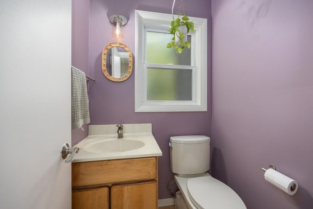 1865 Ridgemoor Drive, Grand Rapids, MI 49506