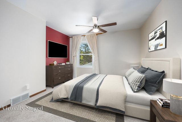1865 Ridgemoor Drive, Grand Rapids, MI 49506