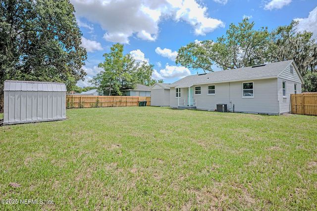 548 AIKEN Road, Jacksonville, FL 32216