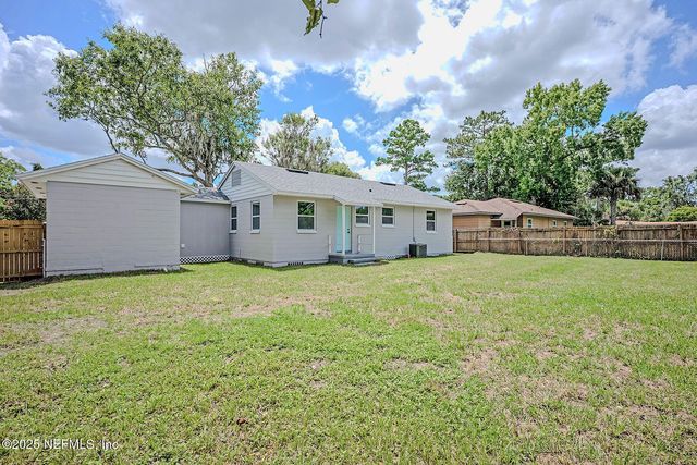 548 AIKEN Road, Jacksonville, FL 32216