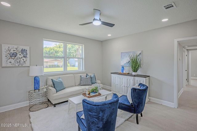 548 AIKEN Road, Jacksonville, FL 32216
