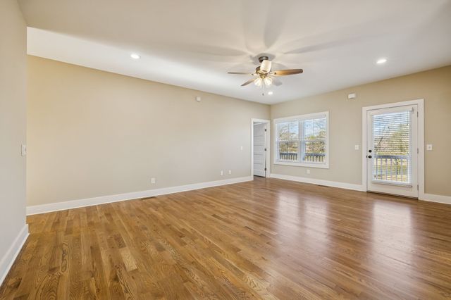 2690 Miami Ave, Nashville, TN 37214